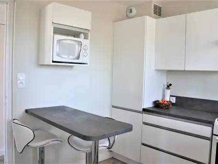 Maison rénovée 5 pièces, à 5 min de la plage, jardin clôturé, Wi-Fi, animaux acceptés - Photo 5