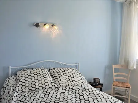 Maison rénovée 5 pièces, à 5 min de la plage, jardin clôturé, Wi-Fi, animaux acceptés - Photo 10