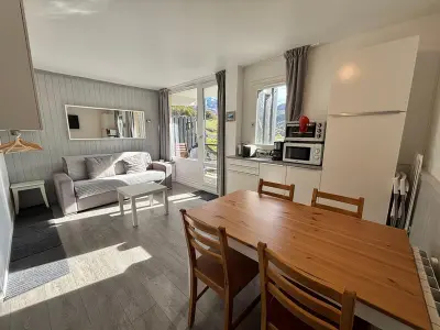 Appartement à Les Menuires, Studio cabine rénové avec cuisine équipée aux Menuires - L880577