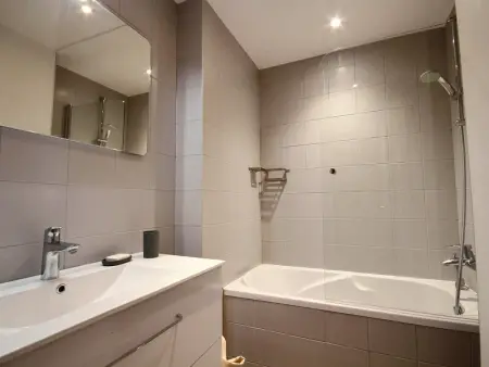 Superbe appartement rénové pour 6 pers, au pied des pistes à Plagne Centre - Photo 8