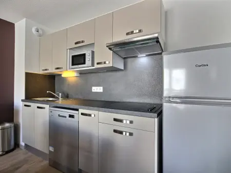 Appartement neuf avec piscine, Wi-Fi et parking couvert - Photo 4