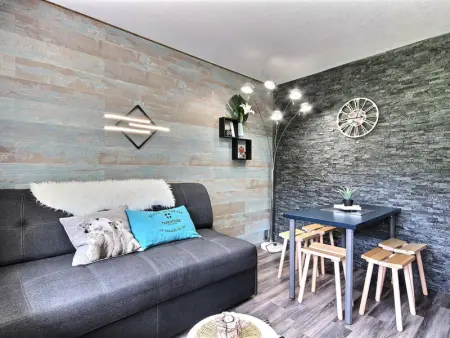 Studio cabine rénové à Plagne Centre avec balcon et proche des pistes - Photo 1