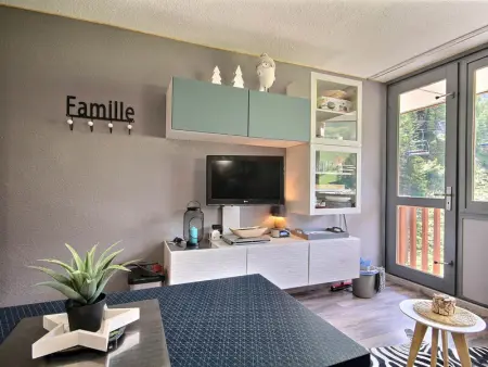 Studio cabine rénové à Plagne Centre avec balcon et proche des pistes - Photo 2