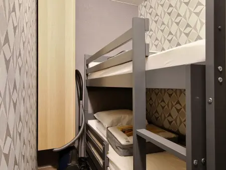 Studio cabine rénové à Plagne Centre avec balcon et proche des pistes - Photo 3