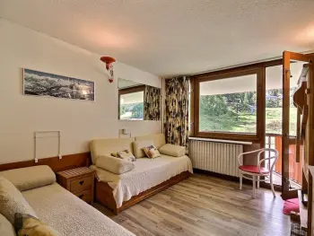 Appartement à La Plagne, Studio sud au pied des pistes avec balcon et WiFi - L965341