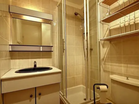 Studio rénové au pied des pistes avec balcon, idéal pour 2 personnes - Photo 2