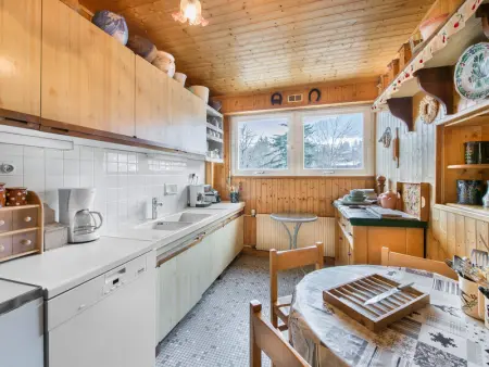 Confortable 4 pièces à Megève, balcon, cheminée, parking, piscine/tennis en été, proche centre - Photo 3