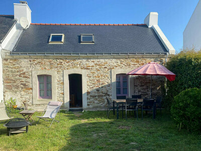Location Maison à Bangor,maison en pierre avec jardin à Kervilahouen à 1500 m de la plage de Vazen FR-1-418-157 N°830862