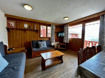Appartement à Les Menuires, Bel appartement rénové 8 pers, pistes et commerces à proximité - L957895