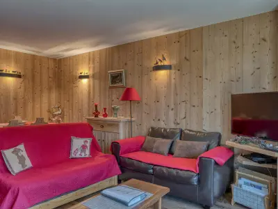 Appartement à Megève, Appartement Confortable 1 Chambre à Megève, Proche Centre avec Piscine et Parking - L966429