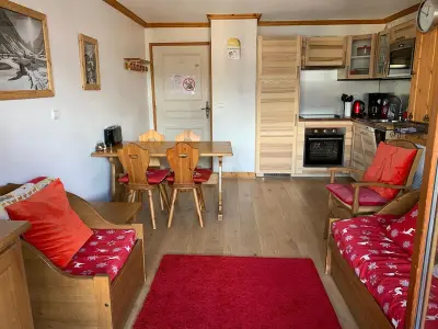 Appartement à Valloire, Appartement 3 pièces 6 pers avec balcon, accès piscine, à 700m du centre de Valloire. - N°965279