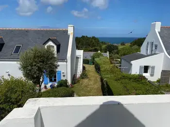 Haus in Locmaria,Maison cosy 1 chambre avec jardin, à 200m de la plage des Grands Sables FR-1-418-163 N°830867