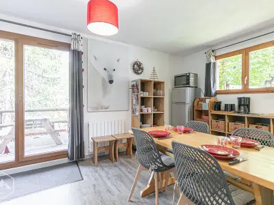 Appartement à Valfréjus, Magnifique T3 rénové 4-6 pers avec terrasse, pied des pistes, wifi gratuit, équipements complets - L955348