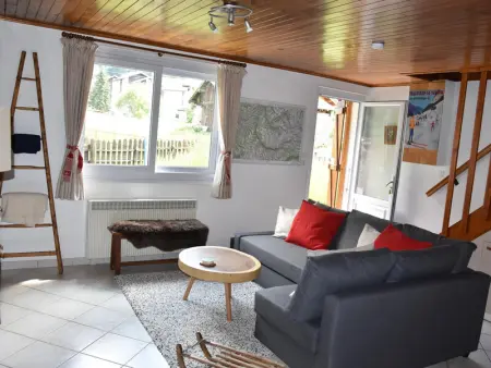 Chalet ensoleillé 3 pièces, 6 pers, jardinet, proche commerces et téléphérique, Pralognan-la-Vanoise. - Photo 9