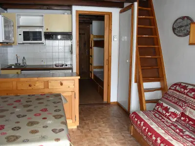 Appartement à Pralognan la Vanoise, Studio en mezzanine, près des pistes, balcon sud/est, garage privé - L880786