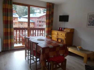 Appartement à Valfréjus, Appartement cosy 4/6 pers, balcon Est, centre-station, proche pistes et commerces - L967705