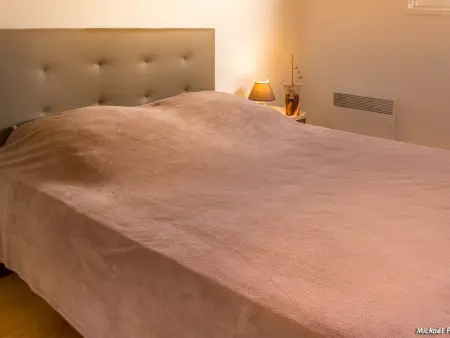 Appartement moderne 3 pièces avec balcon, ascenseur, proche plages et commerces, parking inclus - Photo 9