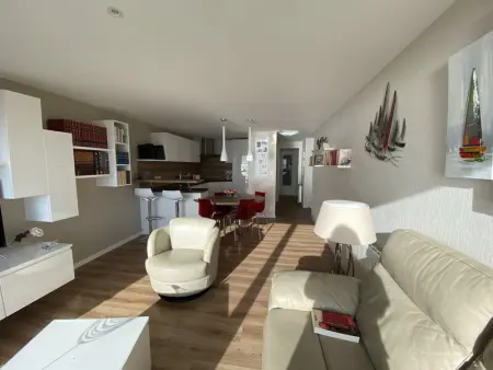 Ploemeur - Appartement 3 pièces avec balcon, ascenseur et WIFI près de la plage - Photo 7