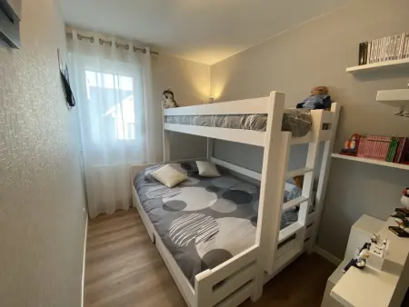 Ploemeur - Appartement 3 pièces avec balcon, ascenseur et WIFI près de la plage - Photo 12