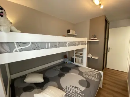 Ploemeur - Appartement 3 pièces avec balcon, ascenseur et WIFI près de la plage - Photo 13