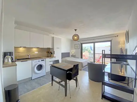 Studio à Larmor-Plage: balcon, parking, à 500m de la mer et des commerces - Photo 5