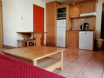 Appartement à Pra Loup, Grand studio style montagne avec balcon, au coeur des alpages pour 4 personnes à Pra Loup - L880908