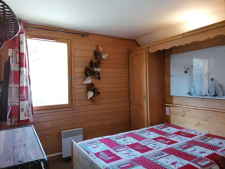 Charmant Duplex Montagnard à Pra Loup 1500 - Idéal pour 6 Personnes avec Wi-Fi et Parking Privé - Photo 3
