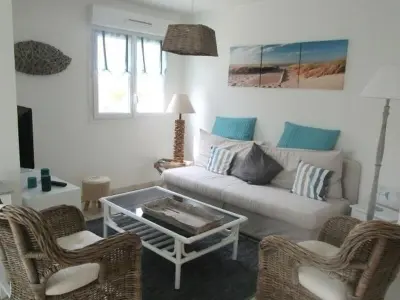 Appartement à Capbreton, Appartement Moderne à Capbreton Près des Plages avec Terrasse et Parking - L880931