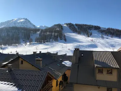 Appartement à Montgenèvre, Duplex 3* pour 4 pers - Centre village, à 100m des pistes - Confort et charme - L880939