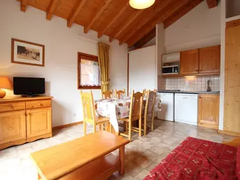 Apartamento en Lanslevillard,Appartement pour 6 à Lanslevillard-Val Cenis, au centre du village et proche des pistes FR-1-508-81 N°881146