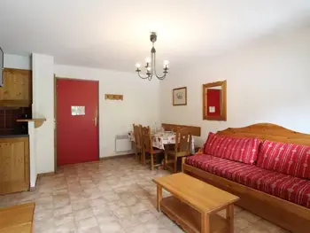 Apartamento en Lanslevillard,Appartement 6 personnes, Val-Cenis, au pied des pistes avec parking et WiFi FR-1-508-113 N°881161