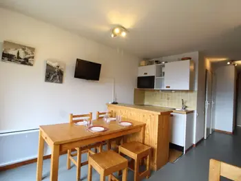 Apartamento en Lanslevillard,Appartement pour 4 personnes avec balcon, proche des pistes à Val Cenis Le Haut FR-1-508-133 N°961340