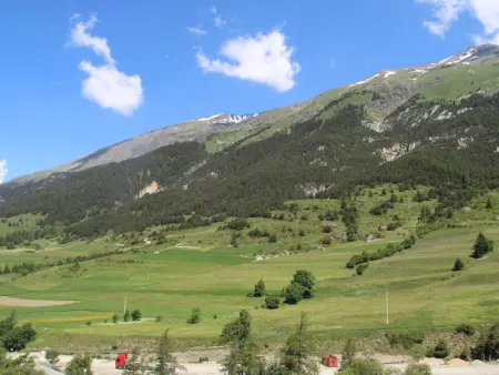 Appartement 4 pers à Val Cenis, au pied des pistes, parking, WIFI et balcon - Photo 6