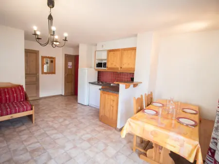 Appartement cosy 5 pers. au pied des pistes à Val Cenis, terrasse, parking, proche commerces - Photo 2