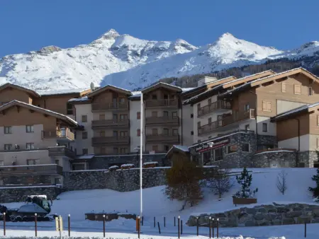 Appartement cosy 5 pers. au pied des pistes à Val Cenis, terrasse, parking, proche commerces - Photo 9