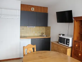 Apartamento en Lanslevillard,Studio 3 Personnes avec Balcon à Val Cenis Le Haut, Proche Pistes et Commerces FR-1-508-182 N°881185