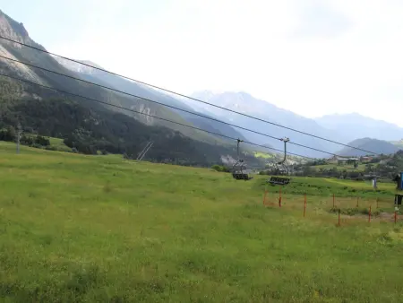 Appartement cosy 4 pers, pied des pistes, balcon, parking, WiFi - Photo 6