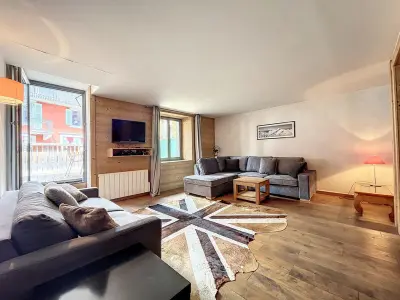 Appartement à Chamonix Mont Blanc, Chamonix centre: Appartement 2 chambres, terrasse, 4-6 pers, proche commerces - L881211