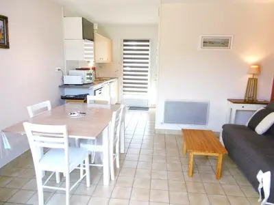 Maison à Sarzeau, Charmante maisonnette 3 pièces, proche plage et commerces, avec jardin, pour 5 personnes - L859551