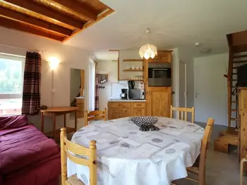 Apartamento en Lanslevillard,Appartement Duplex pour 5 à Val Cenis le Haut - À 200m des Pistes FR-1-508-215 N°881258