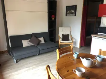 Wohnung in Brides les Bains, Studio 2* lumineux avec balcon, parking et WiFi à Brides-les-Bains - L881262