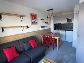 Appartement à La Tania,Charmant 2 pièces, proche commodités, animaux admis, WiFi, balcon FR-1-513-30 N°966530