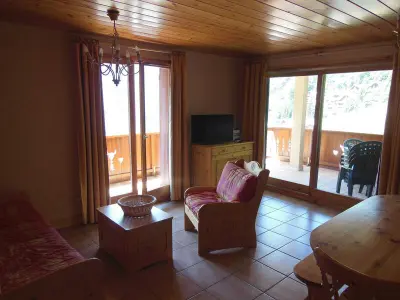 Appartement à Champagny en Vanoise, Appart. spacieux à Champagny, 7 pers, 3 ch, WiFi, tout équipé - L881392