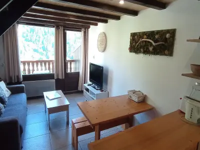 Appartement à Champagny en Vanoise, Duplex rénové 6 pers, 3 pièces, animaux admis, Wifi gratuit - L881393