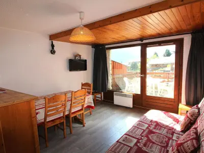 Appartement à Champagny en Vanoise, Appartement 2 pièces avec balcon au cœur de Champagny-en-Vanoise, 5 pers, près des remontées mécaniques - L881414