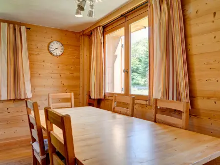 Chalet rénové, 3 chambres, à 5 min des remontées, poêle à bois, parking, animaux acceptés - Photo 6