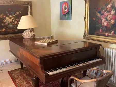 Belle maison au centre de Villard de Lans avec grande terrasse et jardin - Photo 12