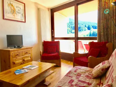 Appartement à Villard de Lans, Appartement 3 pièces, balcon sud, pied des pistes, 6 couchages, parking proche - L881440