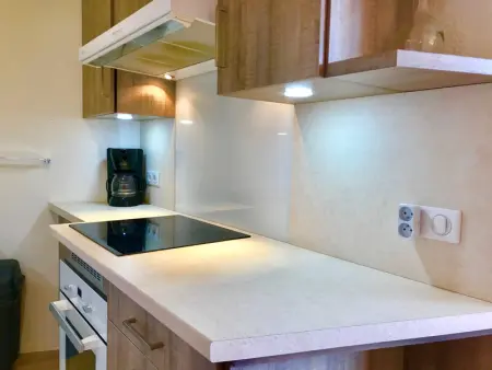 Appartement 3 pièces, balcon sud, pied des pistes, 6 couchages, parking proche - Photo 2