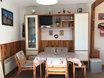 Appartement in Villard de Lans,Charmant T2 avec balcon et vue montagne, Villard-de-Lans FR-1-515-47 N°881447